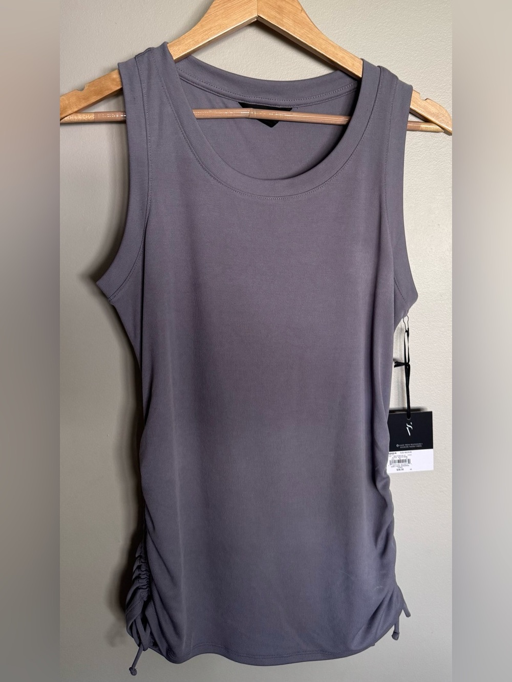 Simply Vera Vera Wang Gray Ruched Side Tank Top Women’s Medium NWT